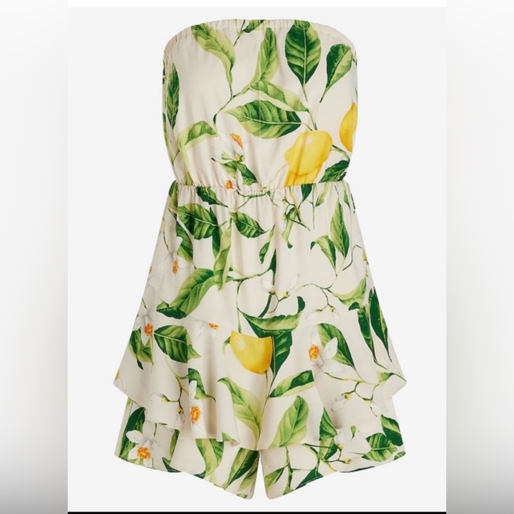 Express Lemon Print Strapless Romper
Express Medium - NWT - Picture 4 of 6